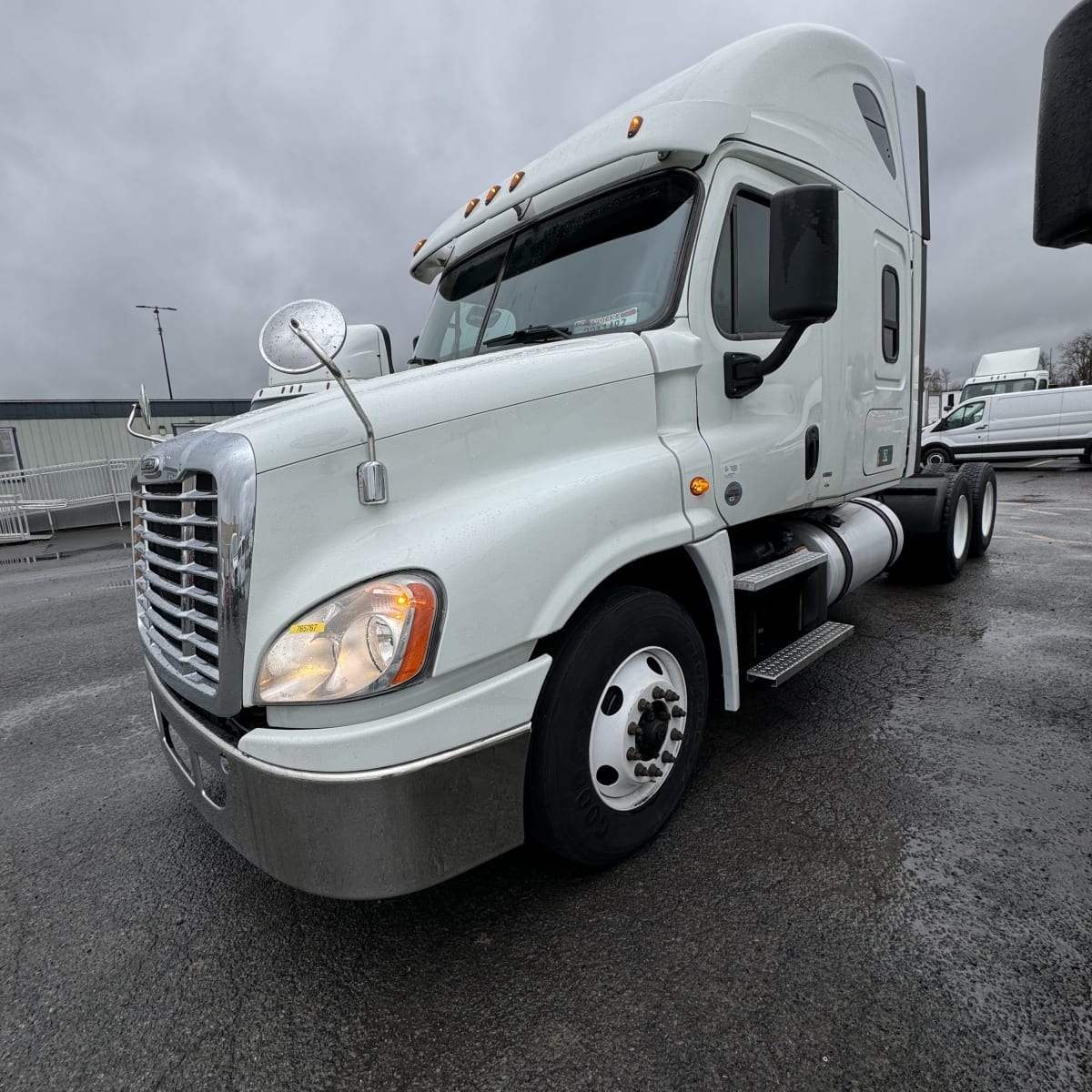 2018 Freightliner/Mercedes CASCADIA 125 765767