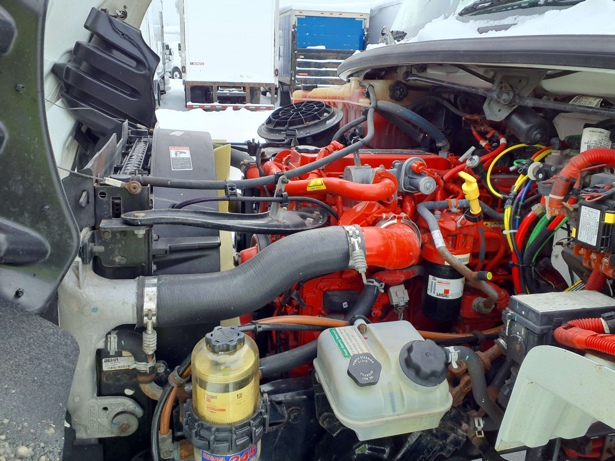 2018 Freightliner/Mercedes M2 106 765862