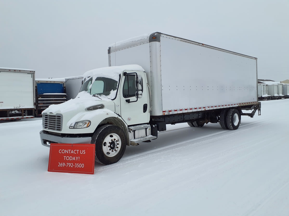 2018 Freightliner/Mercedes M2 106 765863 2018 Freightliner/Mercedes M2 106 765863