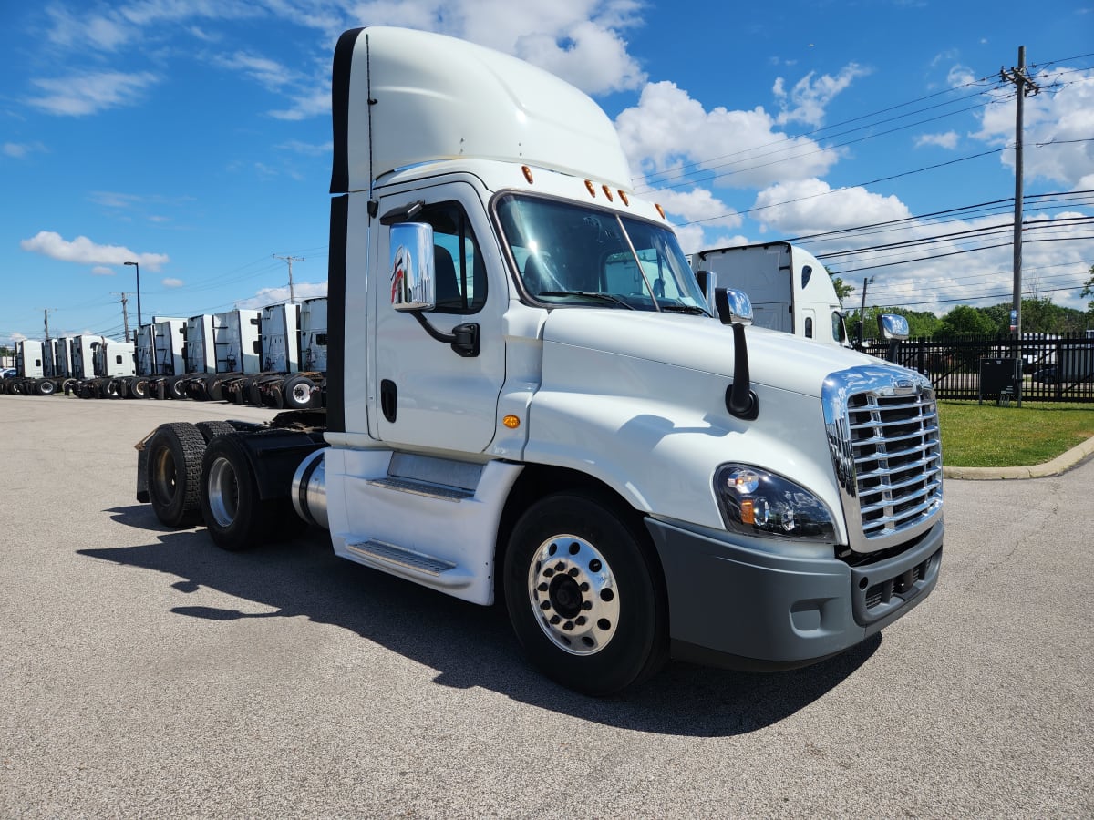 2018 Freightliner/Mercedes CASCADIA 125 765879