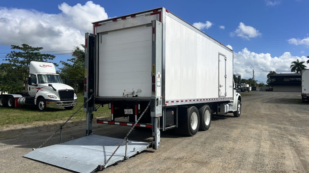 2018 Freightliner/Mercedes M2 106 765882