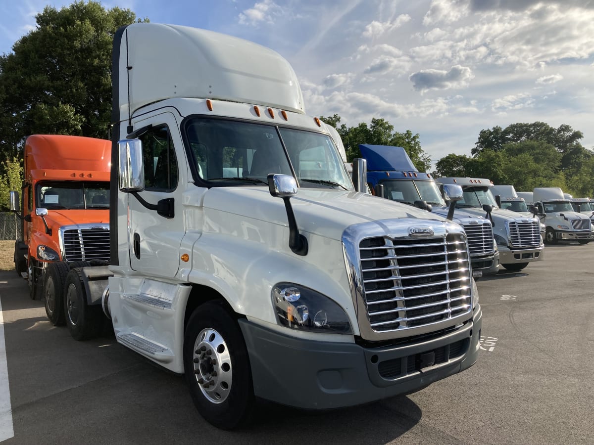 2018 Freightliner/Mercedes CASCADIA 125 765913