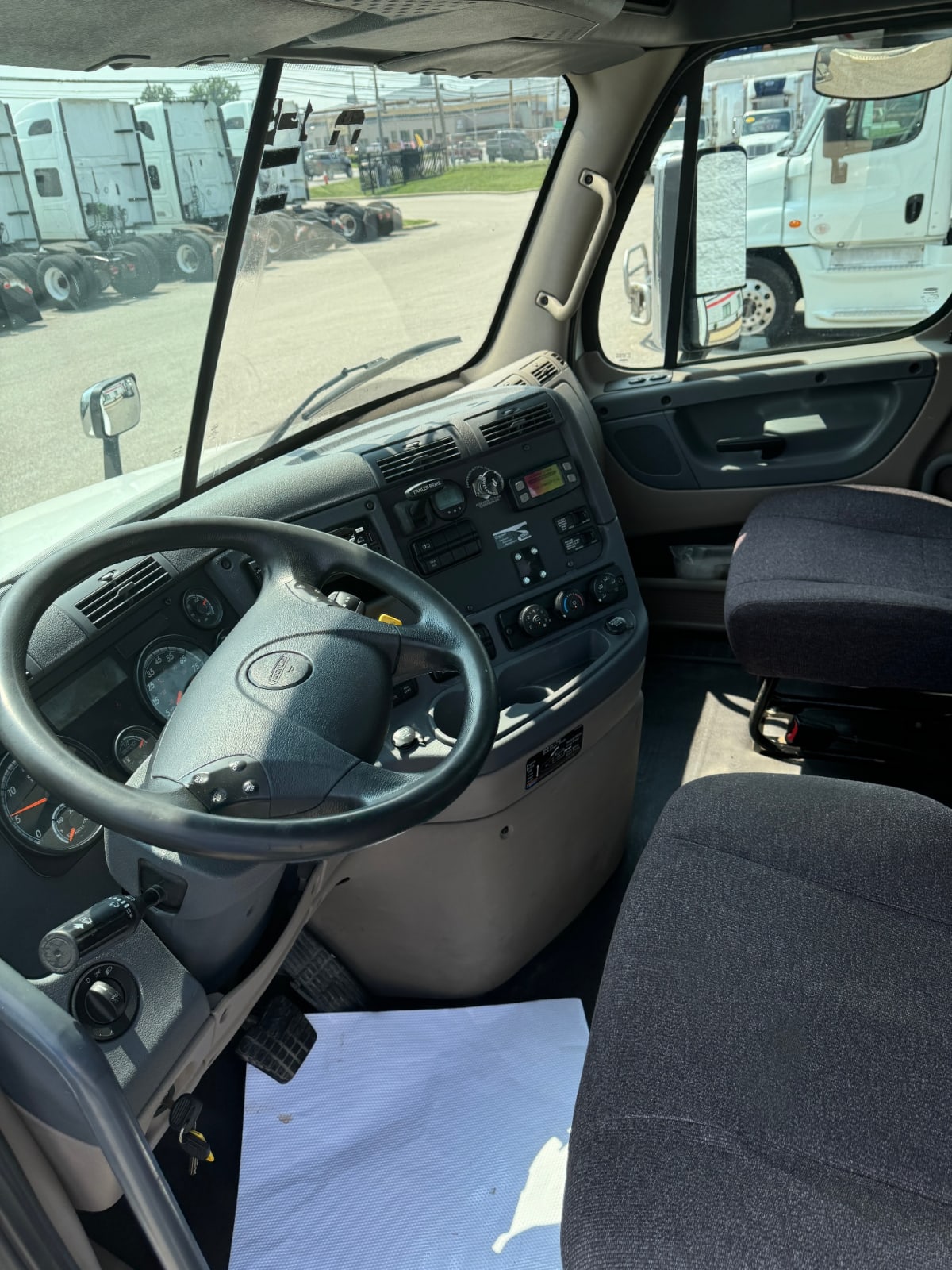 2018 Freightliner/Mercedes CASCADIA 125 765954