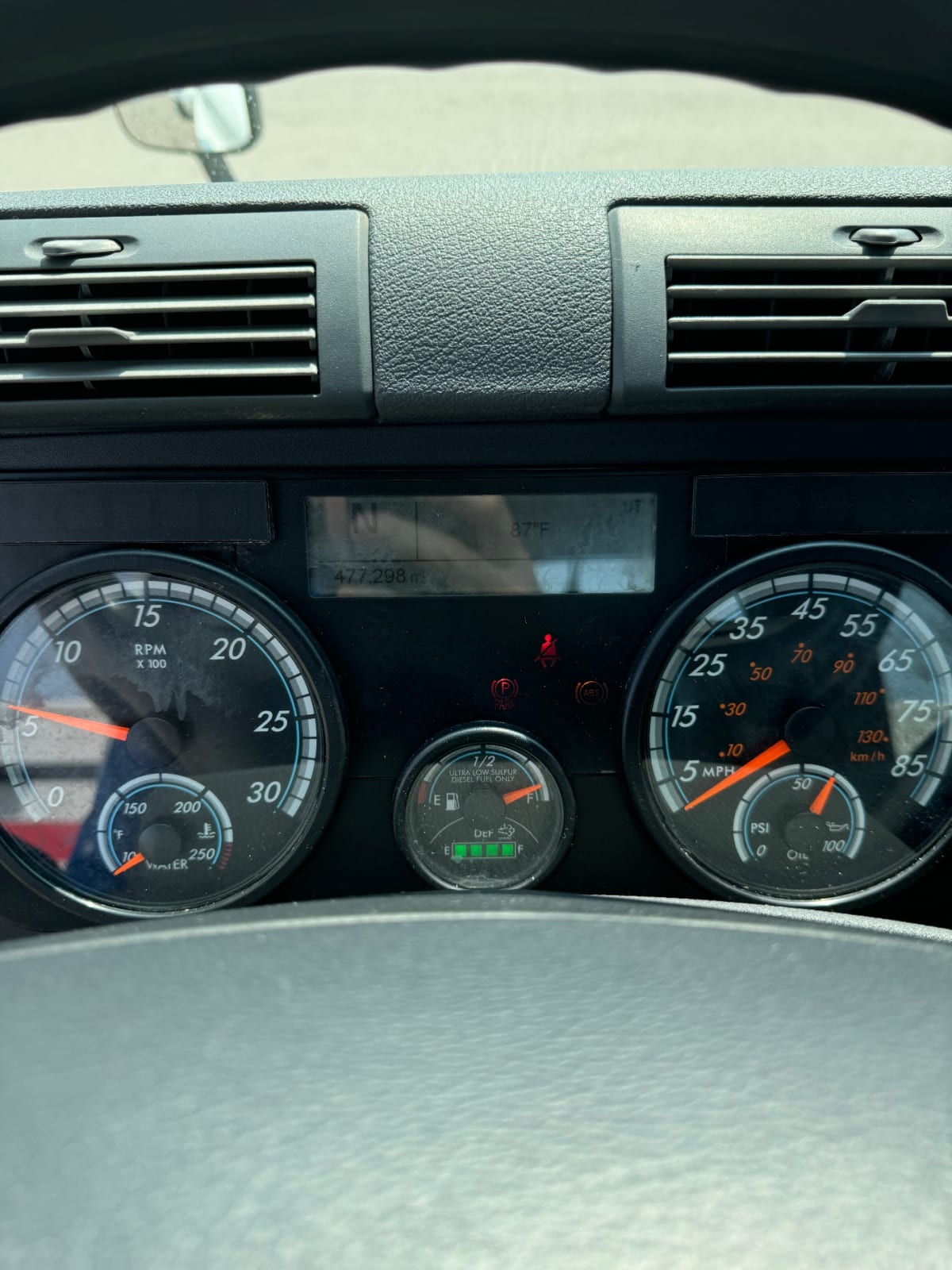 2018 Freightliner/Mercedes CASCADIA 125 765954