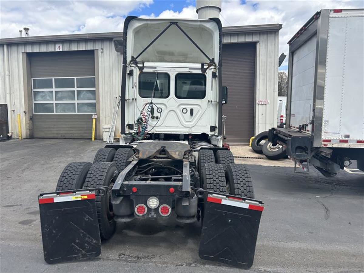 2018 Freightliner/Mercedes CASCADIA 125 765956