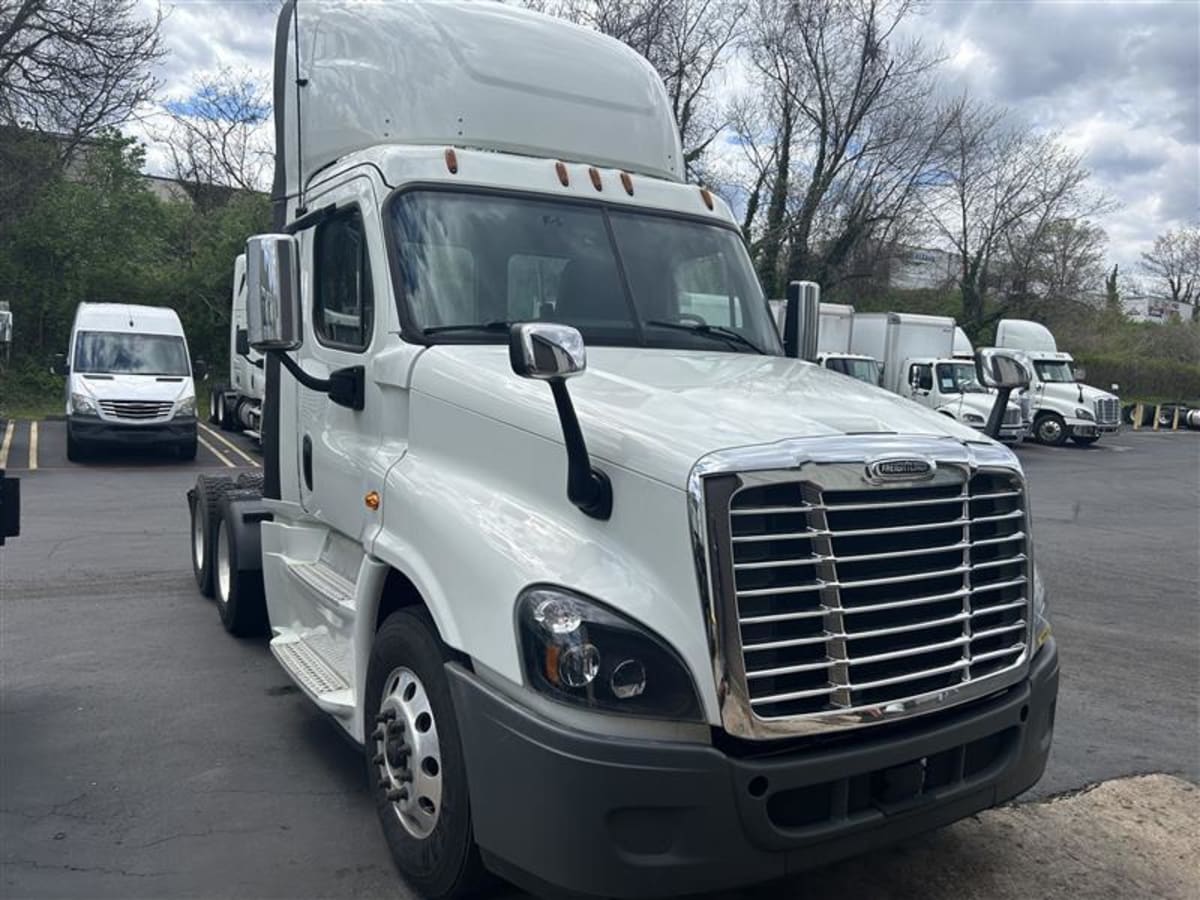 2018 Freightliner/Mercedes CASCADIA 125 765956