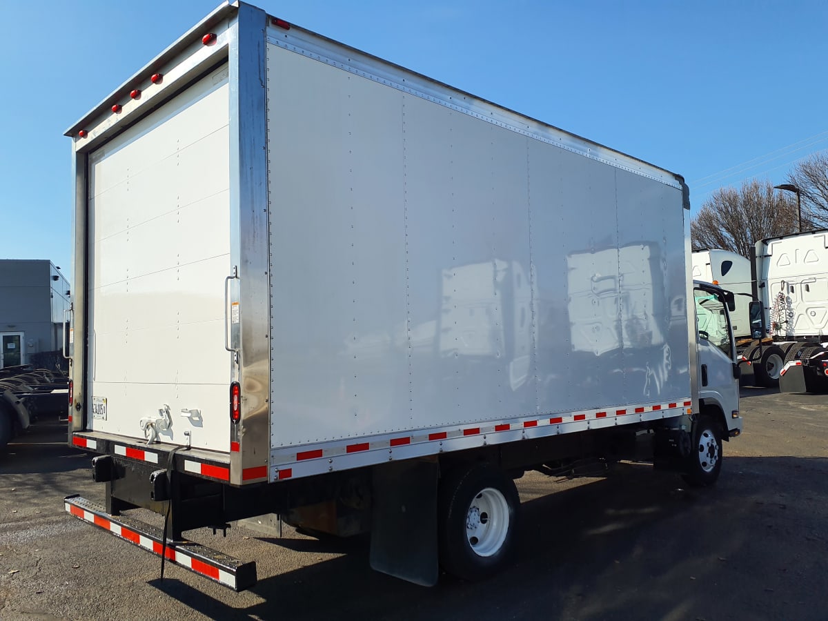 2017 Isuzu NPR 765975