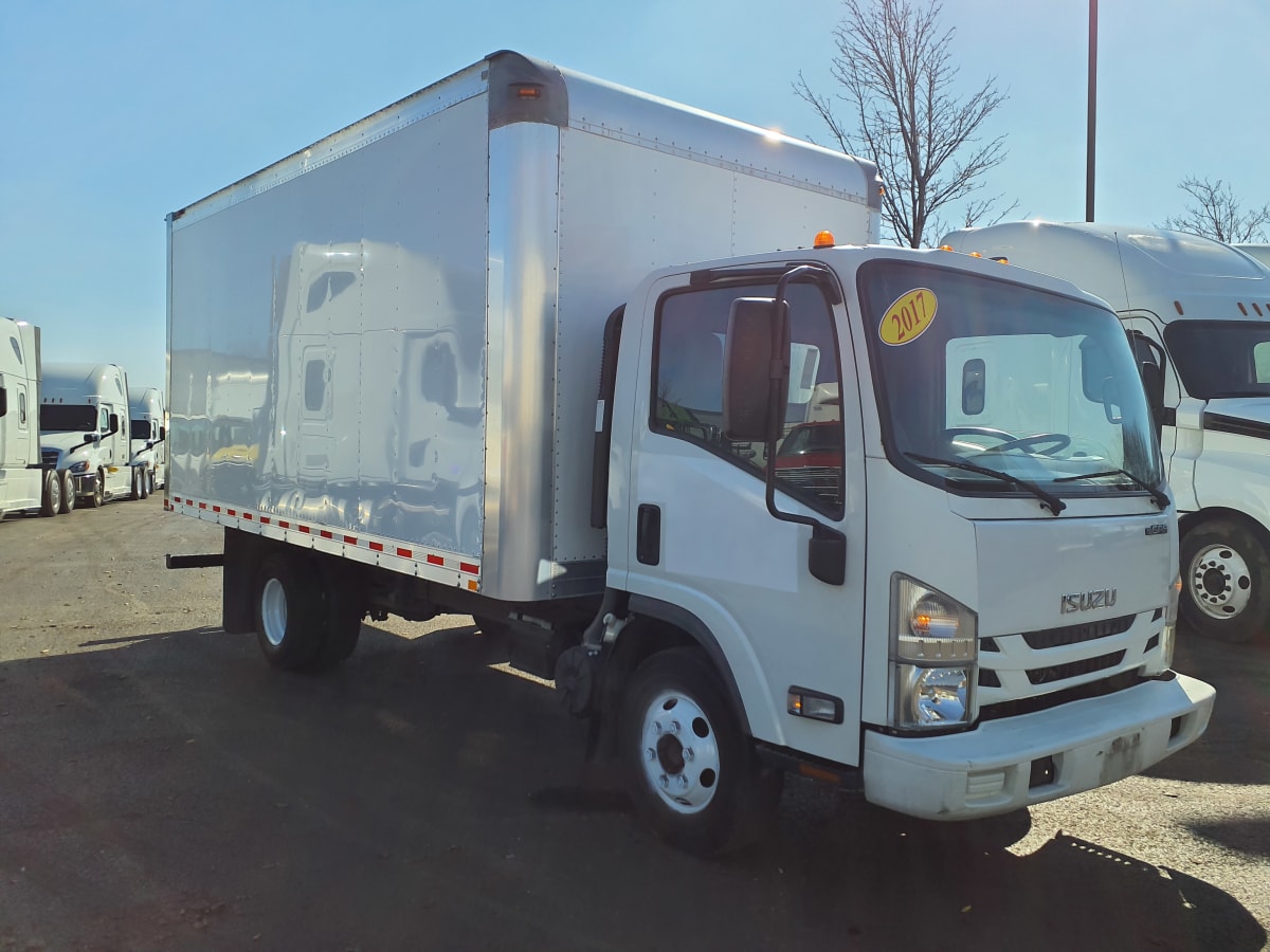 2017 Isuzu NPR 765975