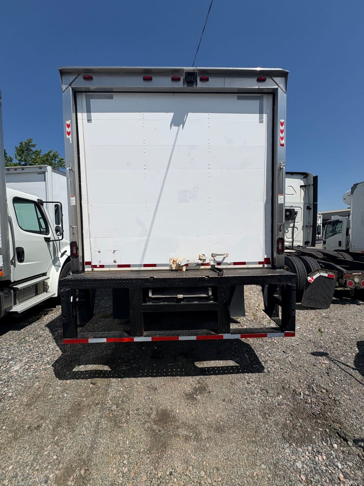 2018 Freightliner/Mercedes M2 106 766272