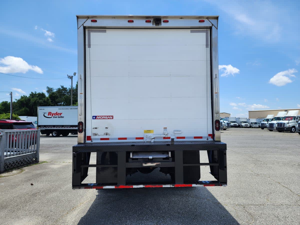 2018 Freightliner M2 106 766368