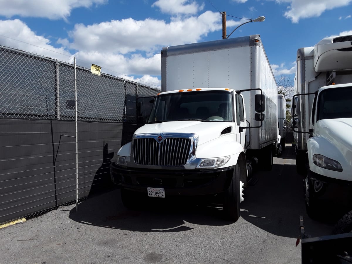 2018 Navistar International 4300 766397