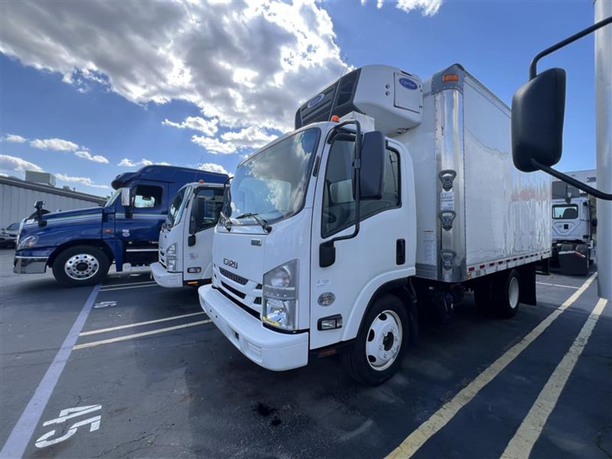 2018 Isuzu NPR 766664