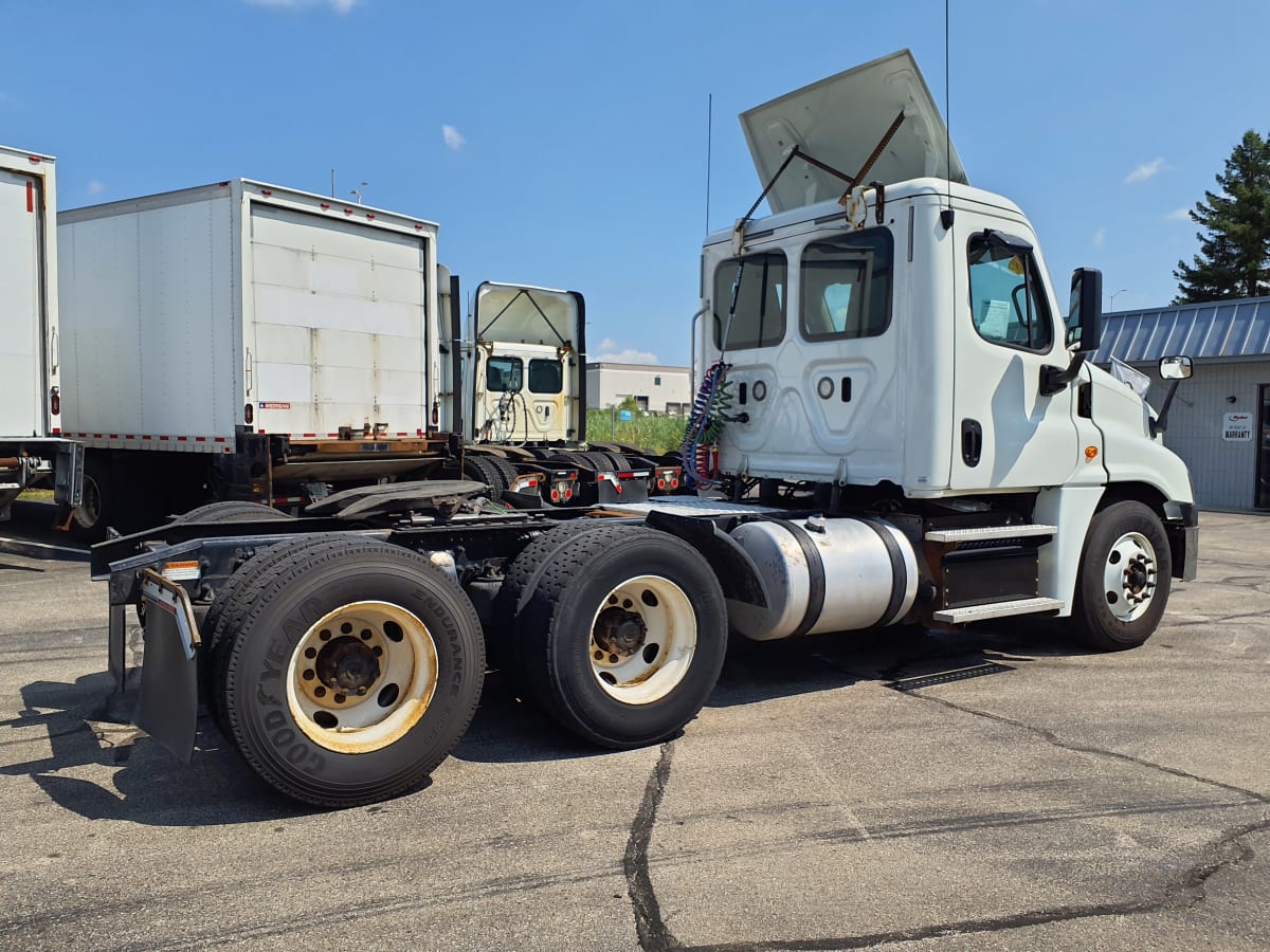 2018 Freightliner/Mercedes CASCADIA 125 766902