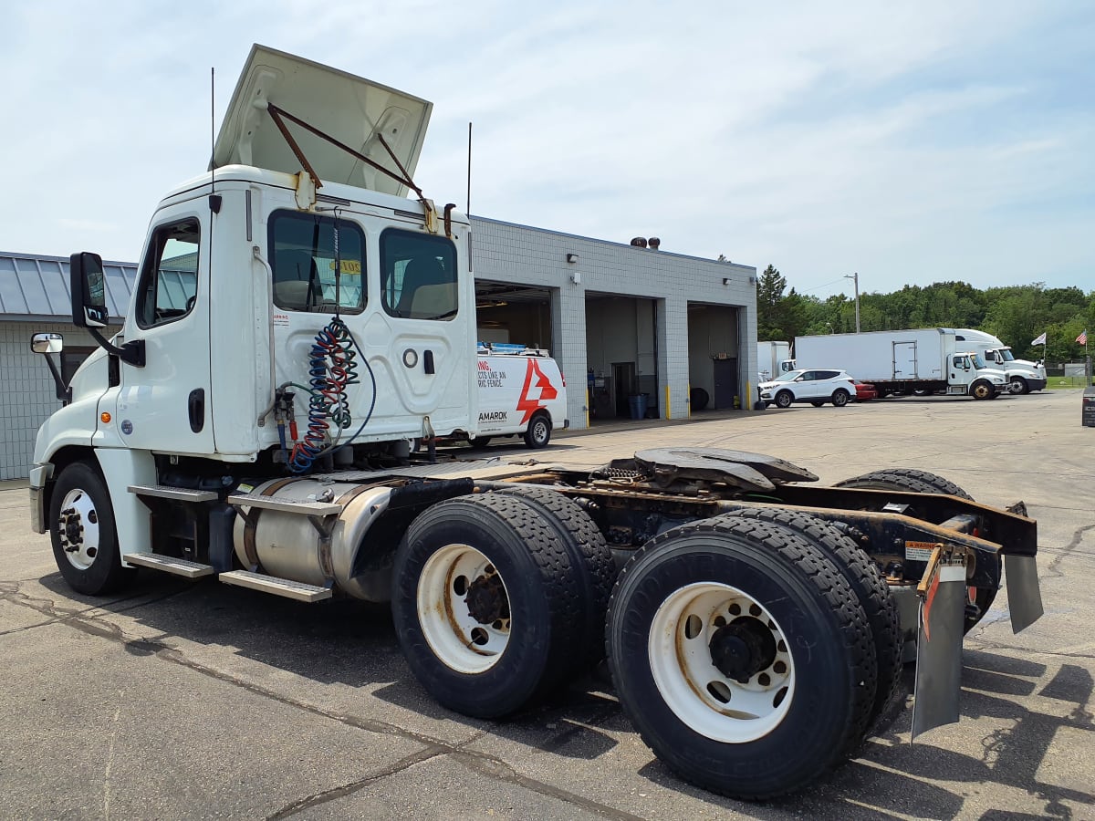 2018 Freightliner/Mercedes CASCADIA 125 767243