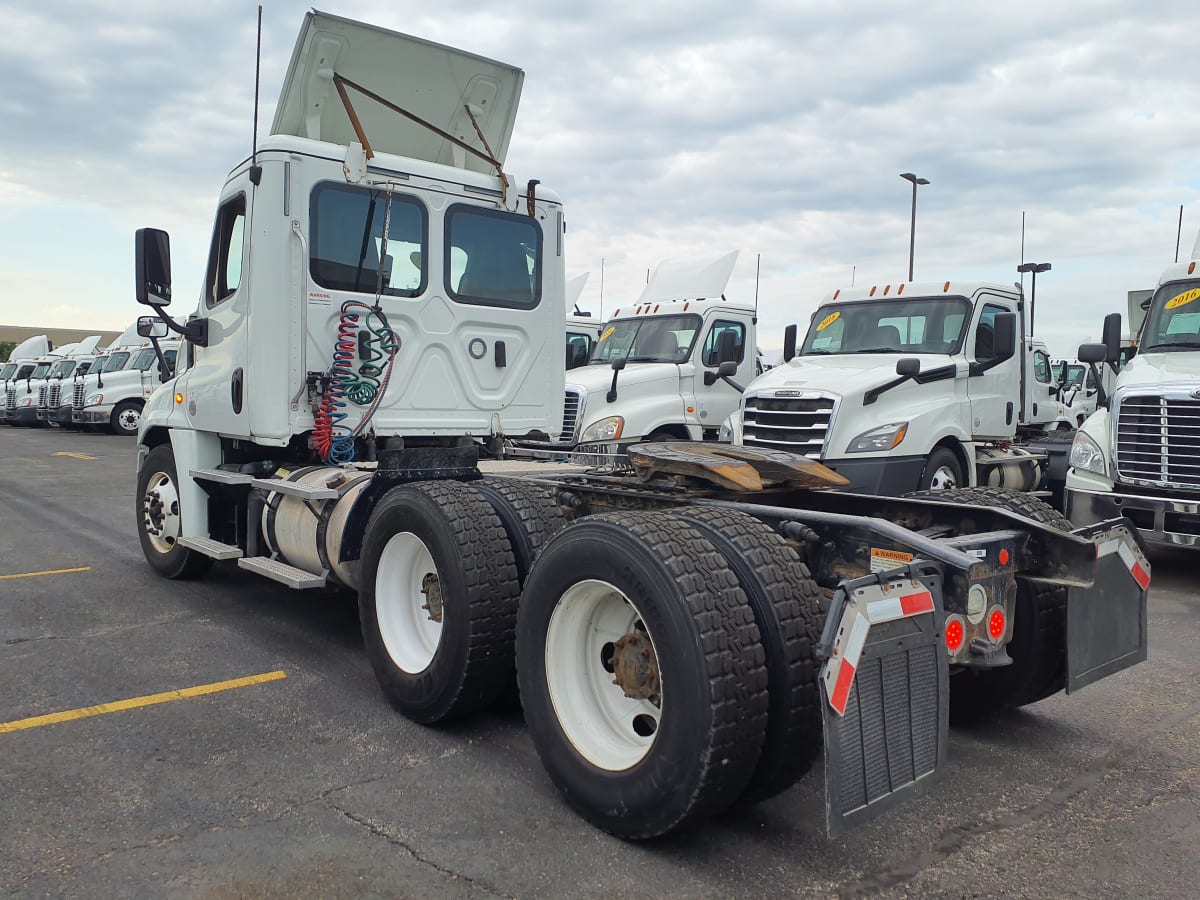 2018 Freightliner/Mercedes CASCADIA 125 767245