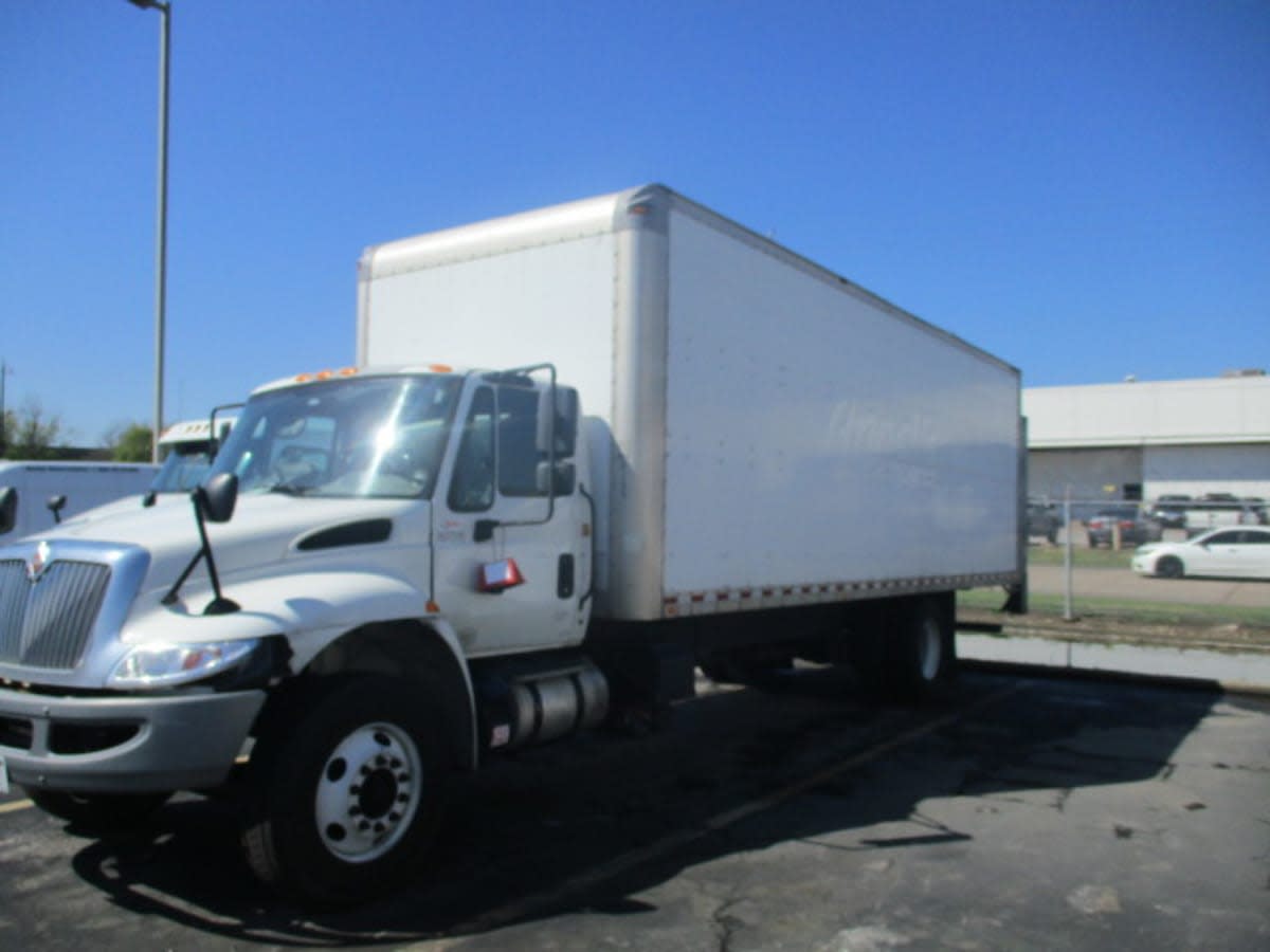 2018 Navistar International 4300 767275
