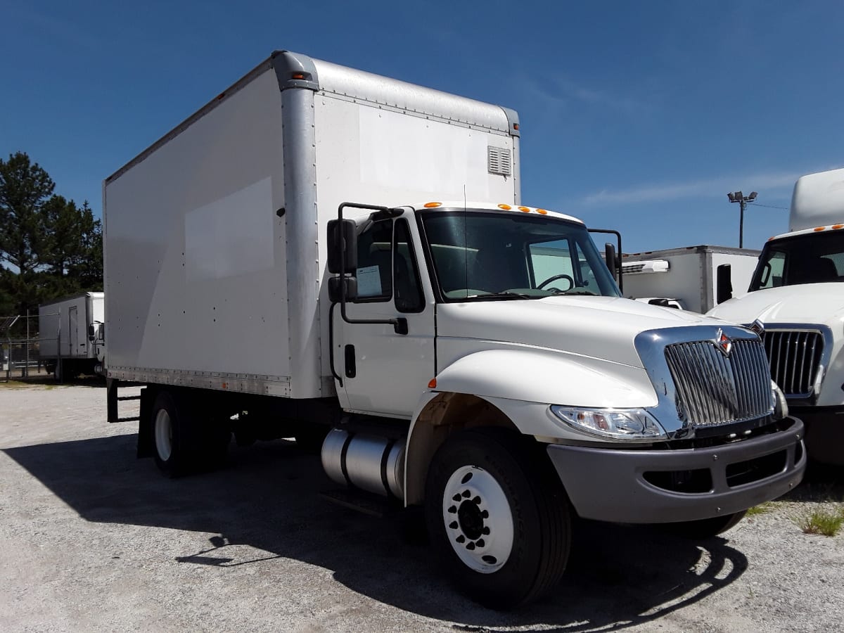 2018 Navistar International 4300 767551