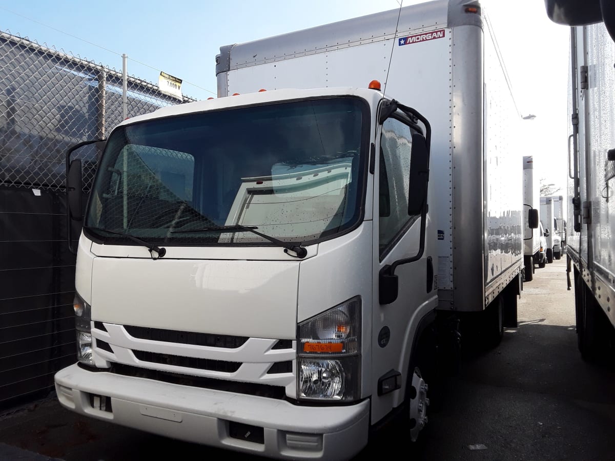 2018 Isuzu NPR HD 767674