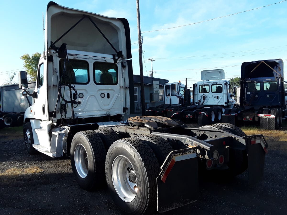 2018 Freightliner/Mercedes CASCADIA 125 767950