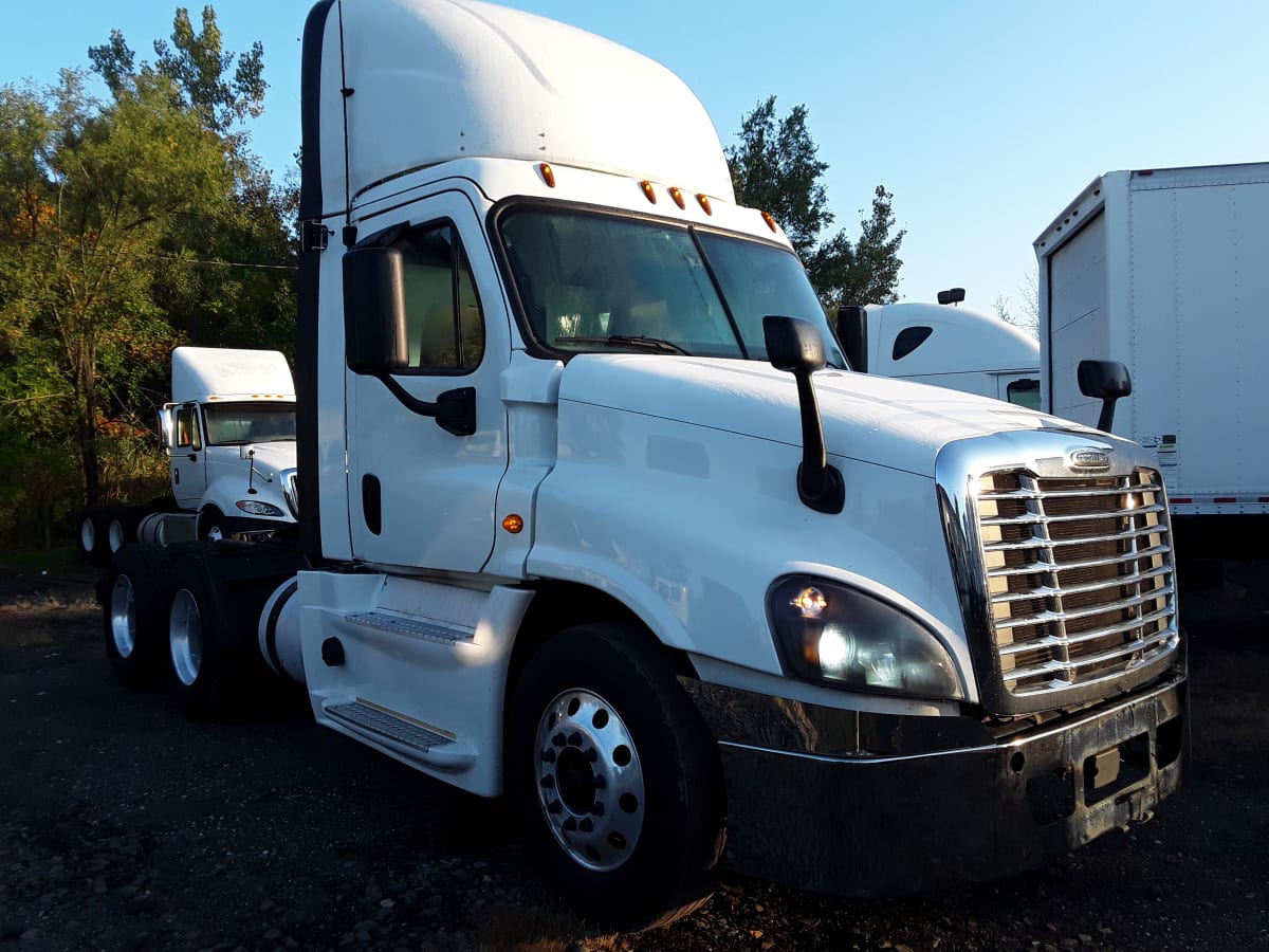 2018 Freightliner/Mercedes CASCADIA 125 767950