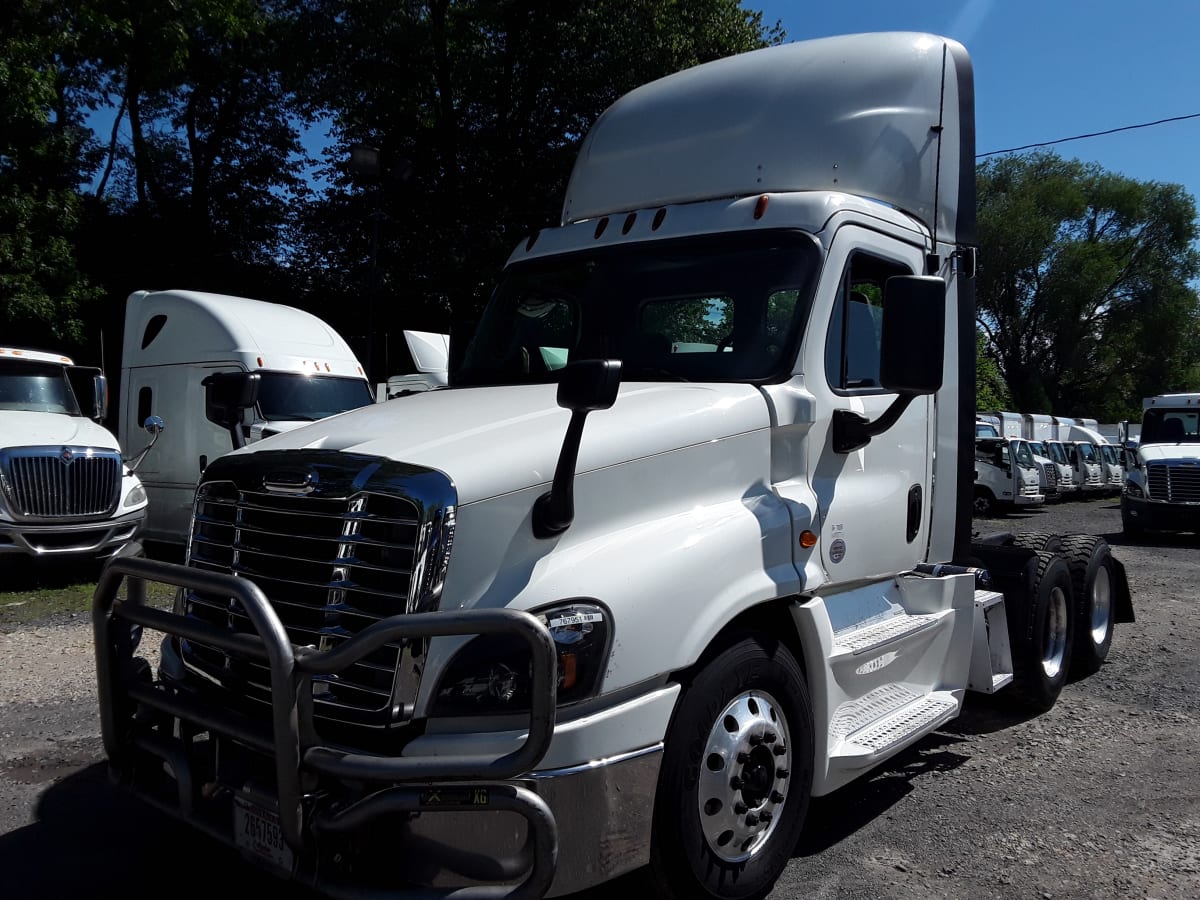 2018 Freightliner/Mercedes CASCADIA 125 767951