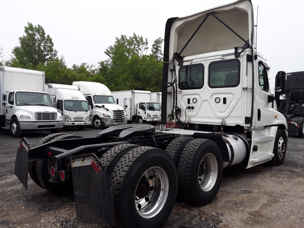 2018 Freightliner/Mercedes CASCADIA 125 767952