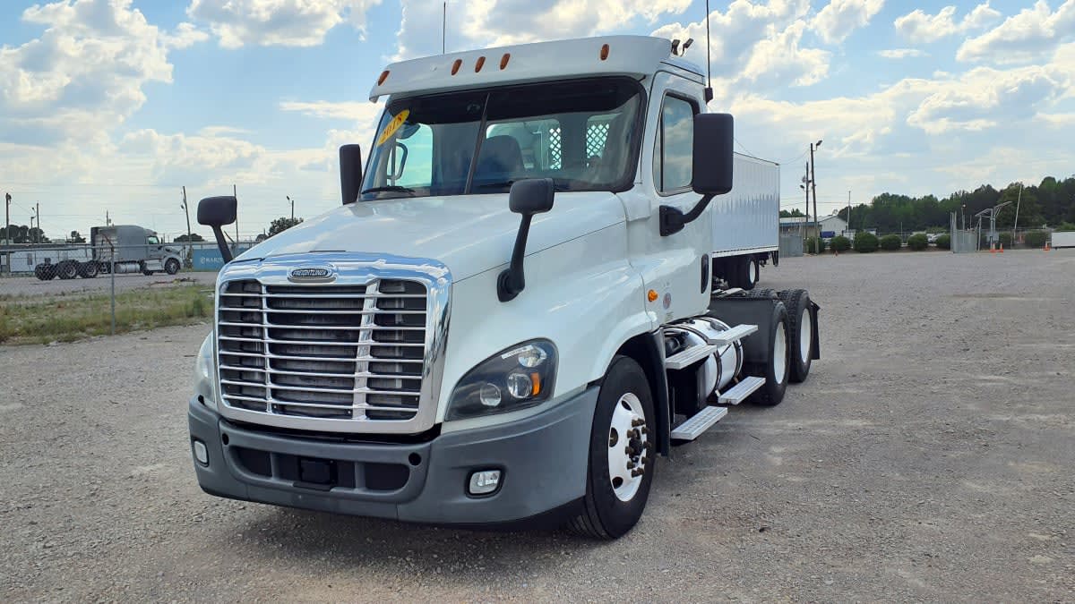 2018 Freightliner/Mercedes CASCADIA 125 768098 2018 Freightliner/Mercedes CASCADIA 125 768098