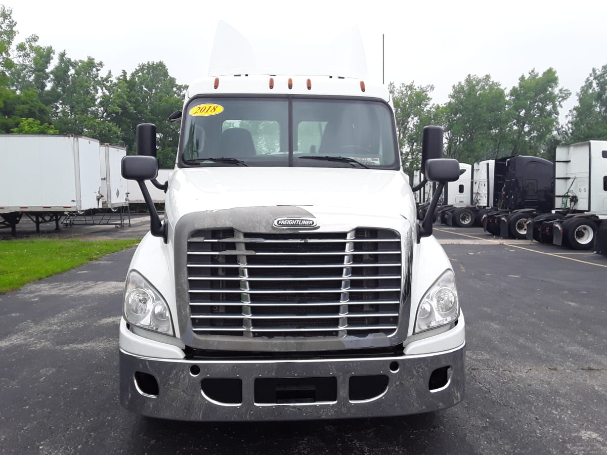 2018 Freightliner/Mercedes CASCADIA 125 768137