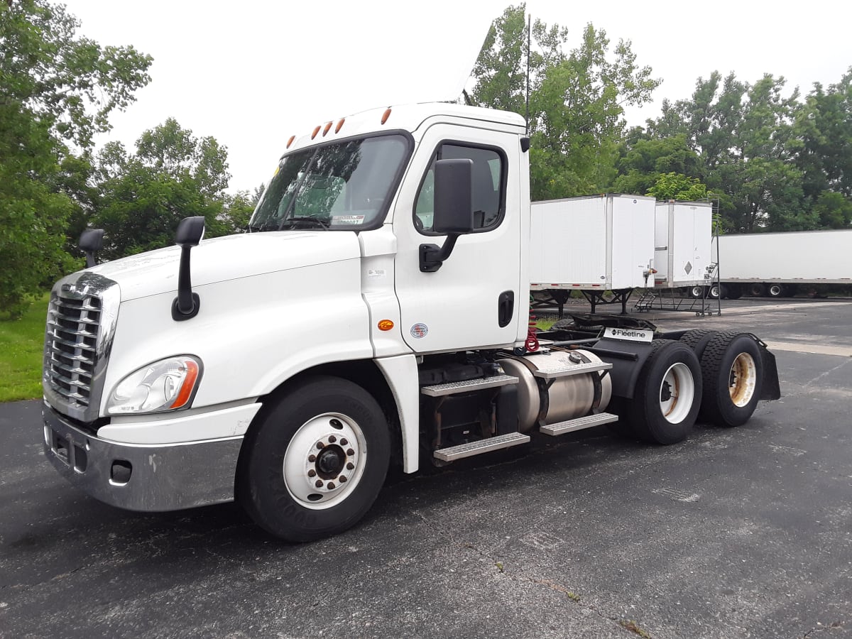 2018 Freightliner/Mercedes CASCADIA 125 768137