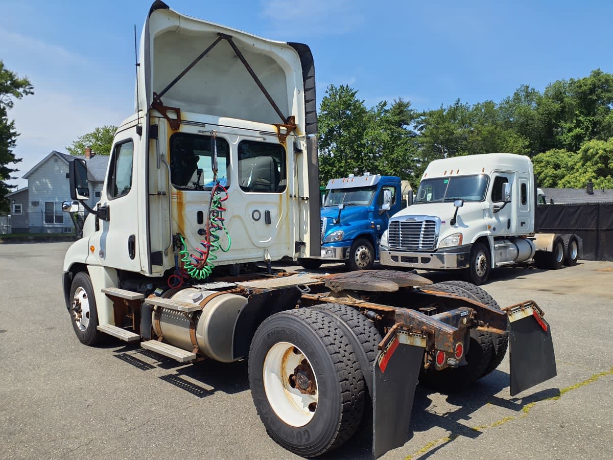 2018 Freightliner/Mercedes CASCADIA 125 768399