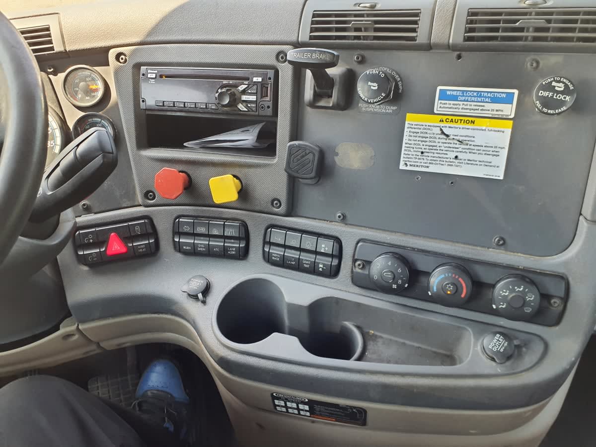 2018 Freightliner/Mercedes CASCADIA 125 768399
