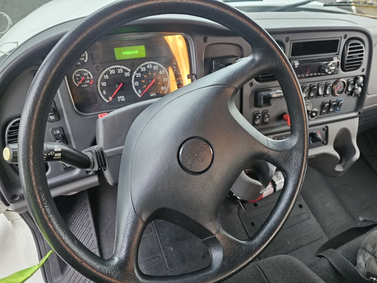 2018 Freightliner/Mercedes M2 106 769071