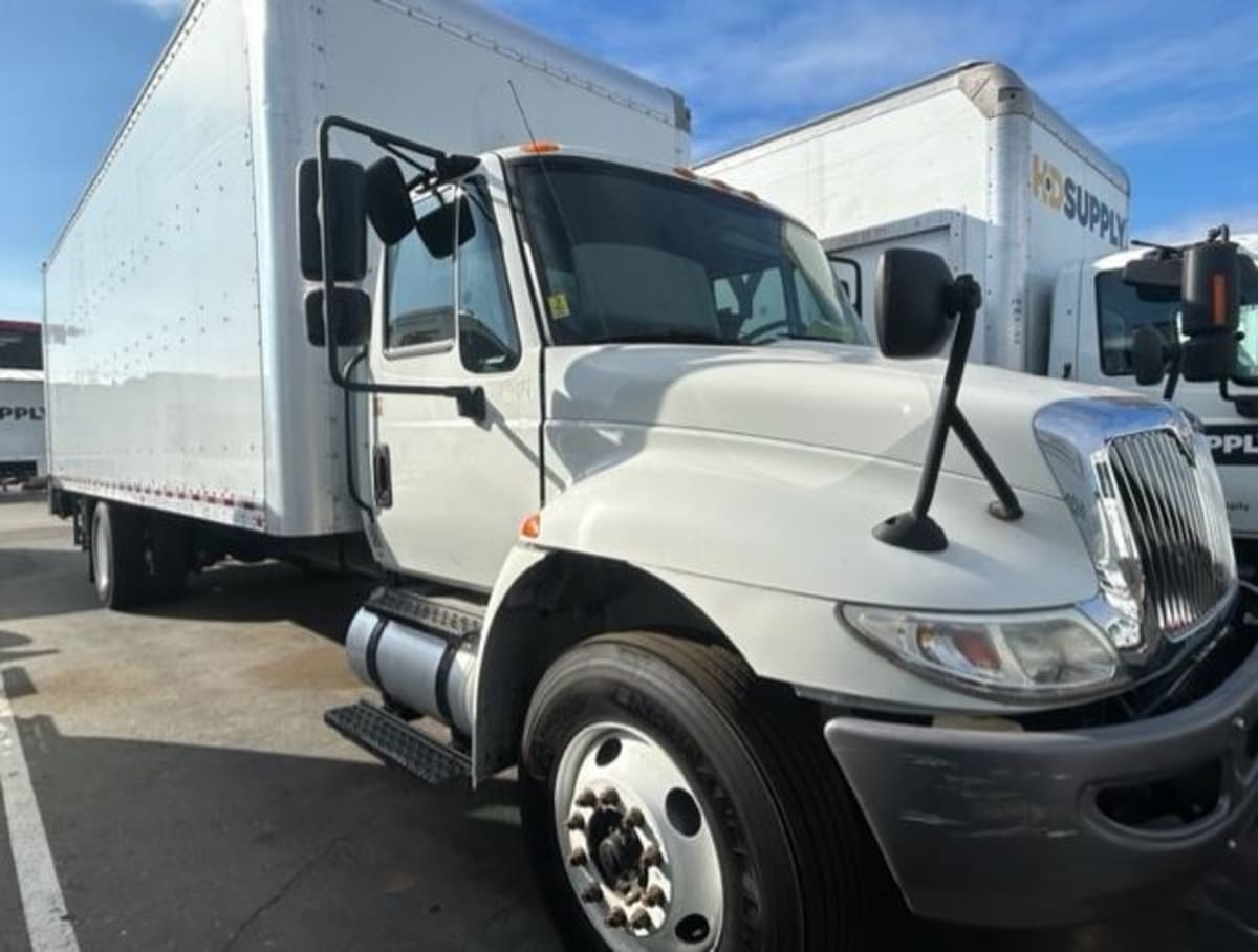 2018 Navistar International 4300 769227