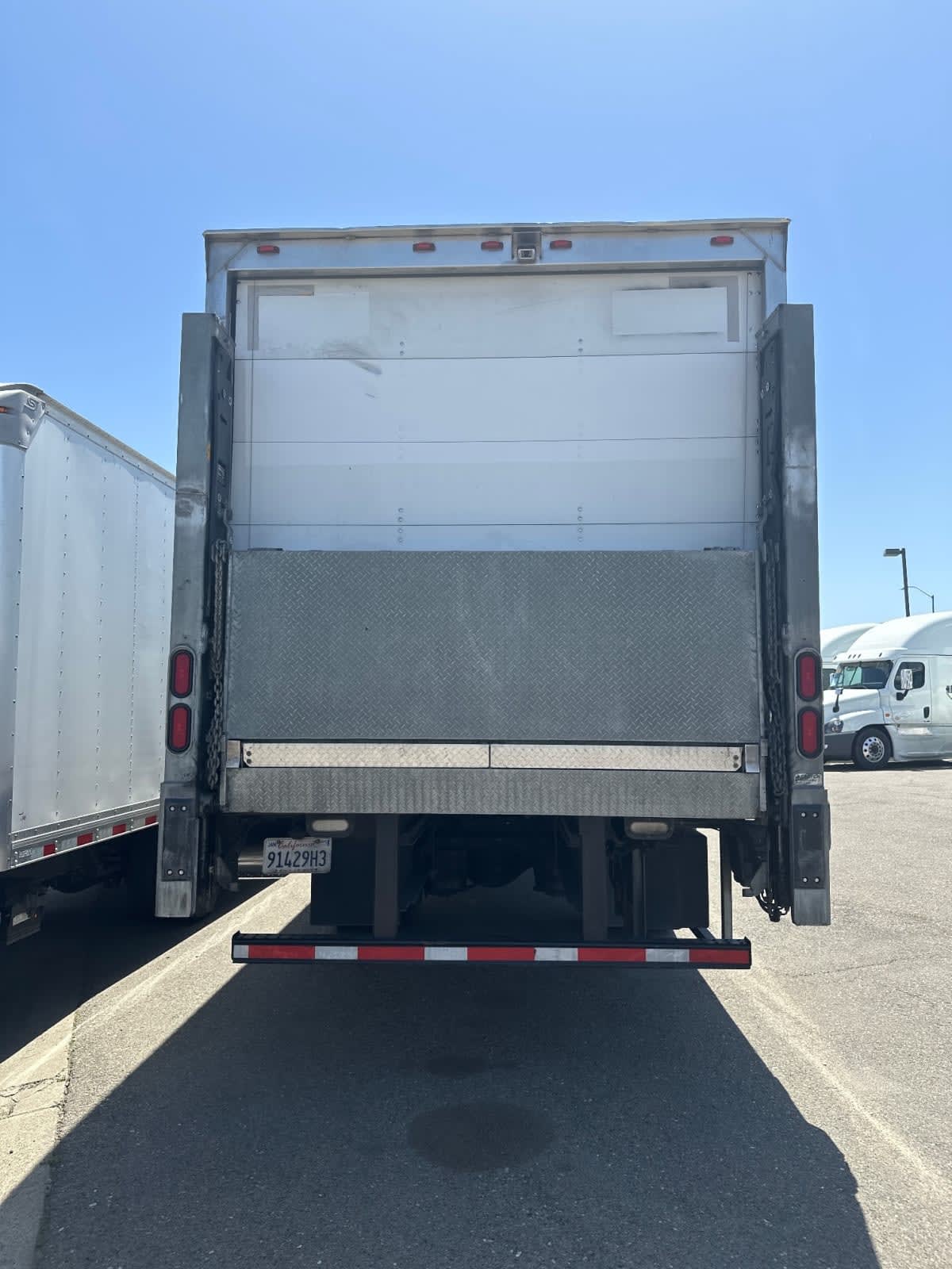 2018 Navistar International 4300 769228