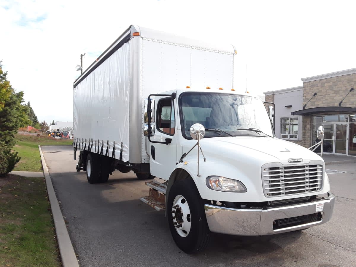 2018 Freightliner/Mercedes M2 106 769329 2018 Freightliner/Mercedes M2 106 769329