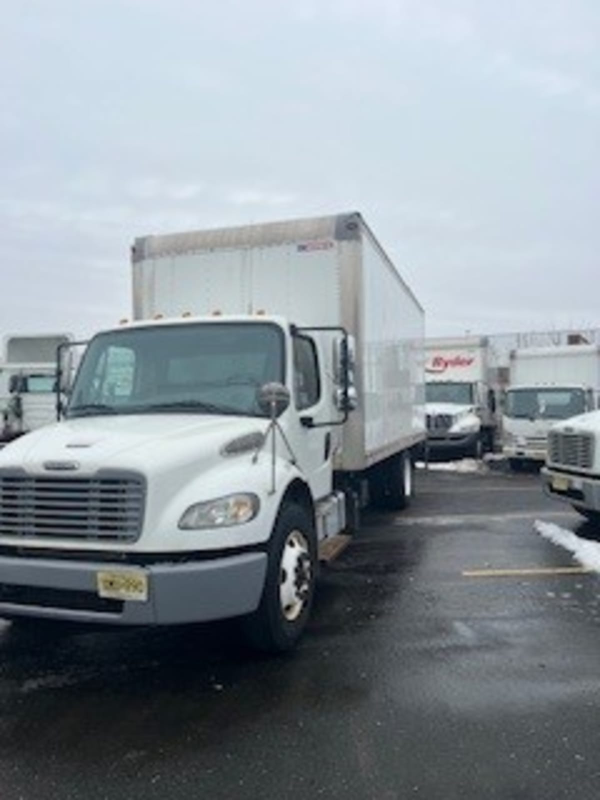2018 Freightliner M2 106 - image 3