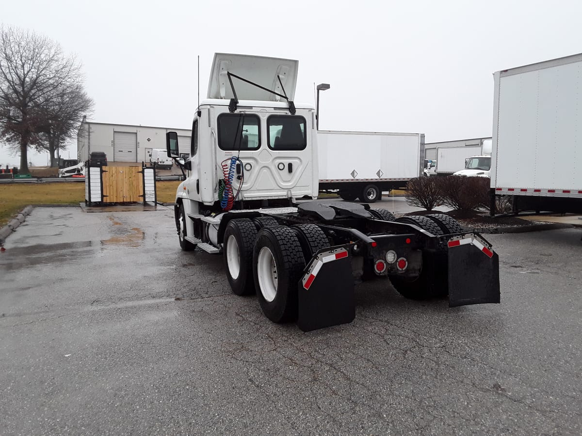 2018 Freightliner/Mercedes CASCADIA 125 769560