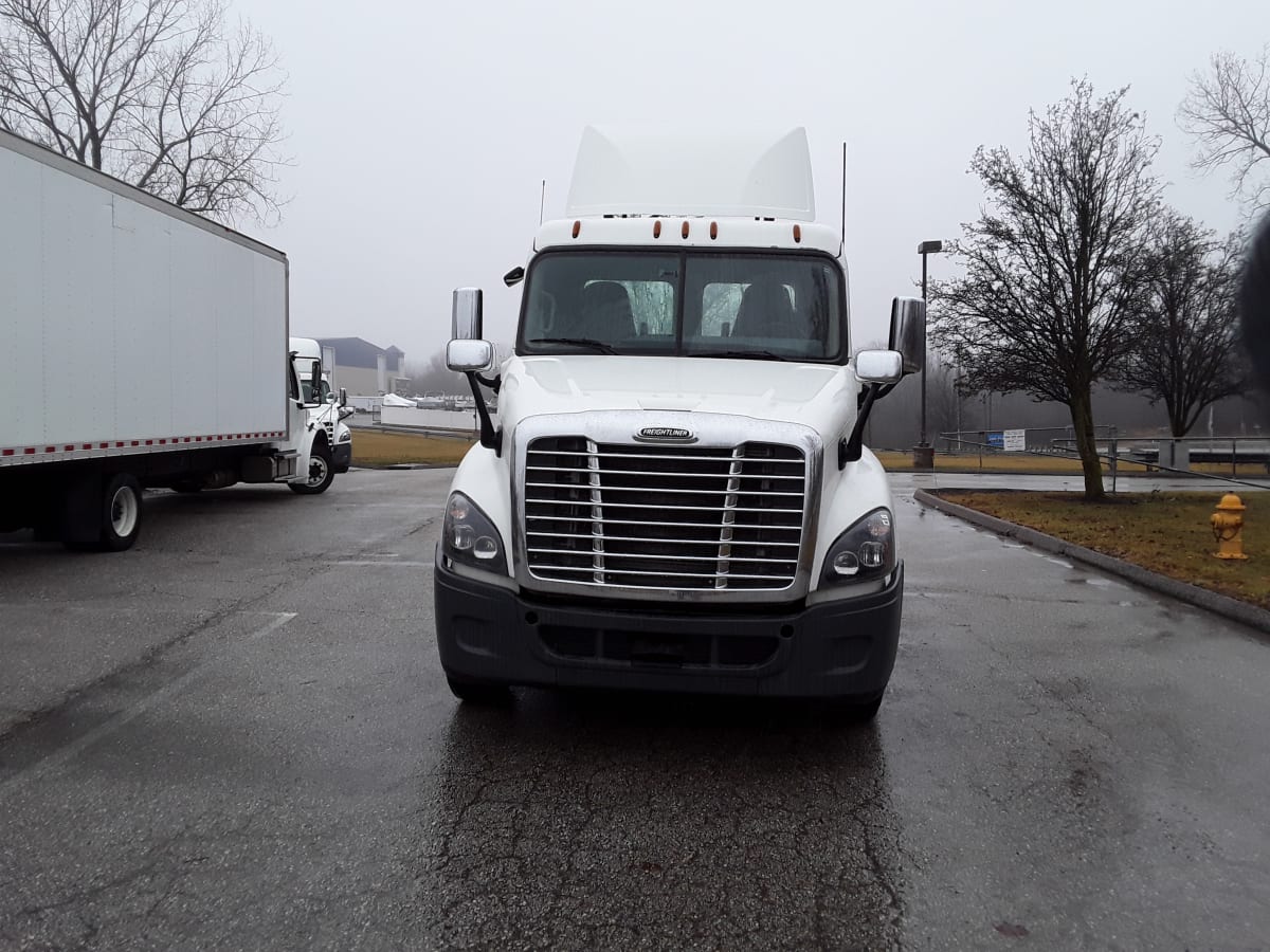 2018 Freightliner/Mercedes CASCADIA 125 769560