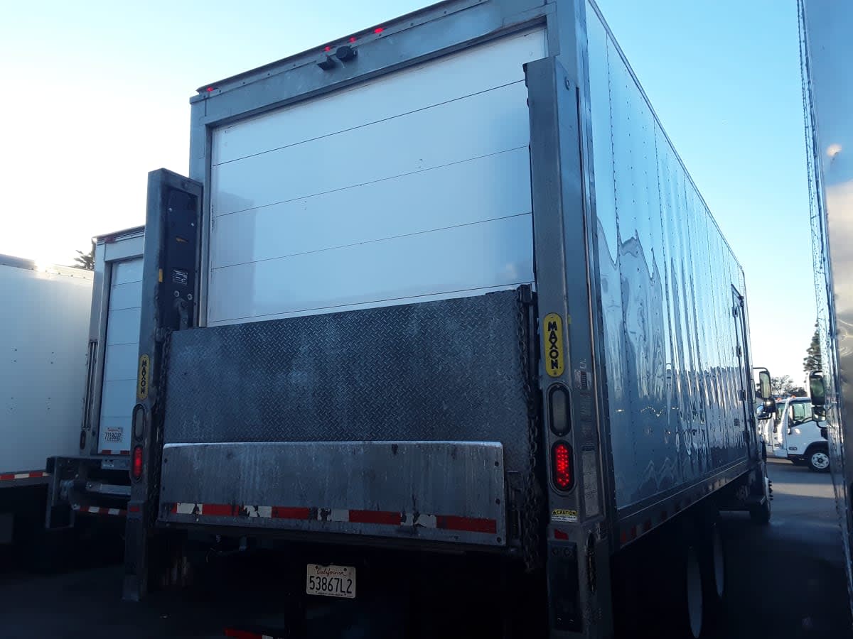 2018 Freightliner/Mercedes M2 106 769607