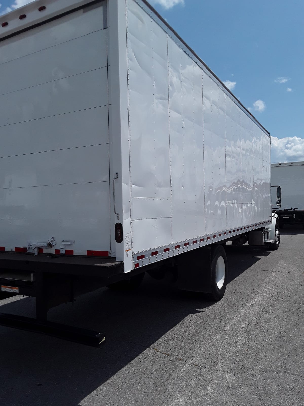 2018 Freightliner/Mercedes M2 106 769658