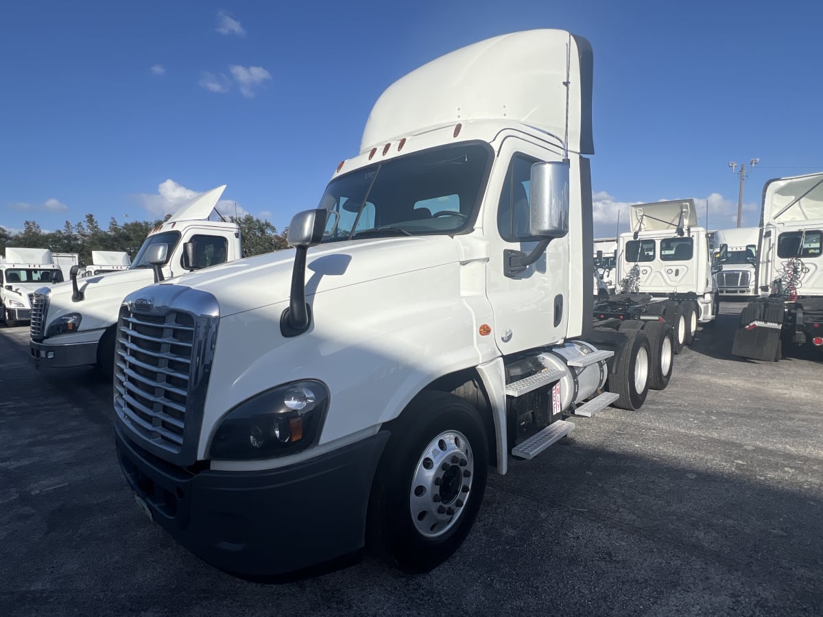2018 Freightliner/Mercedes CASCADIA 125 769733