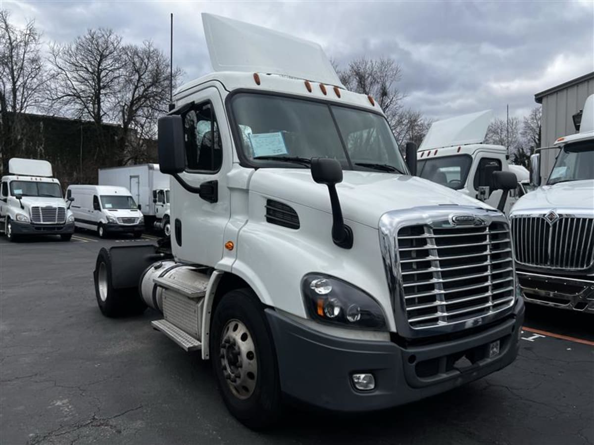 2018 Freightliner/Mercedes CASCADIA 113 769845