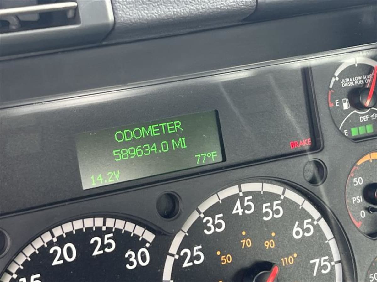 2018 Freightliner - image 9