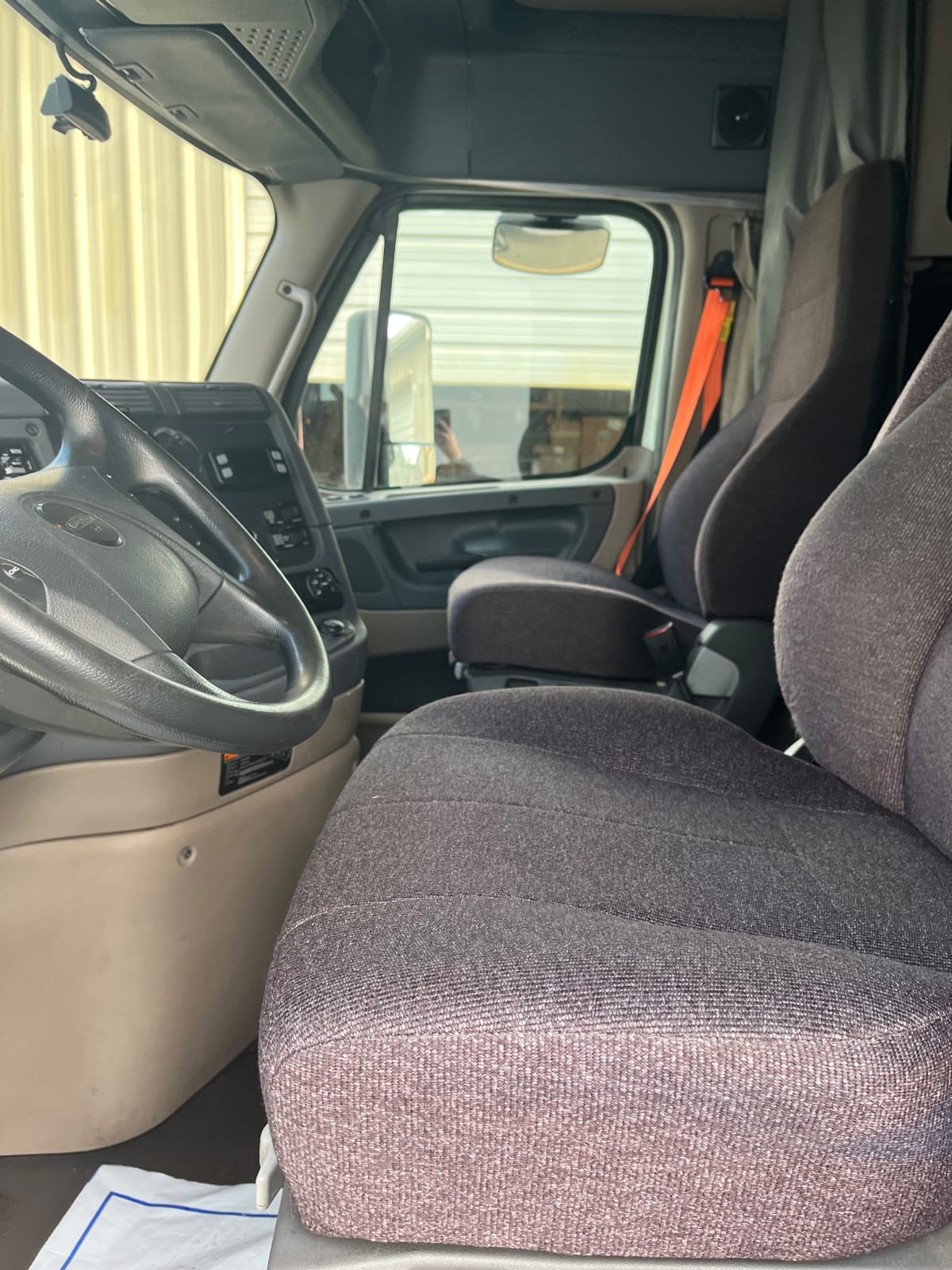 2018 Freightliner/Mercedes CASCADIA 125 770643