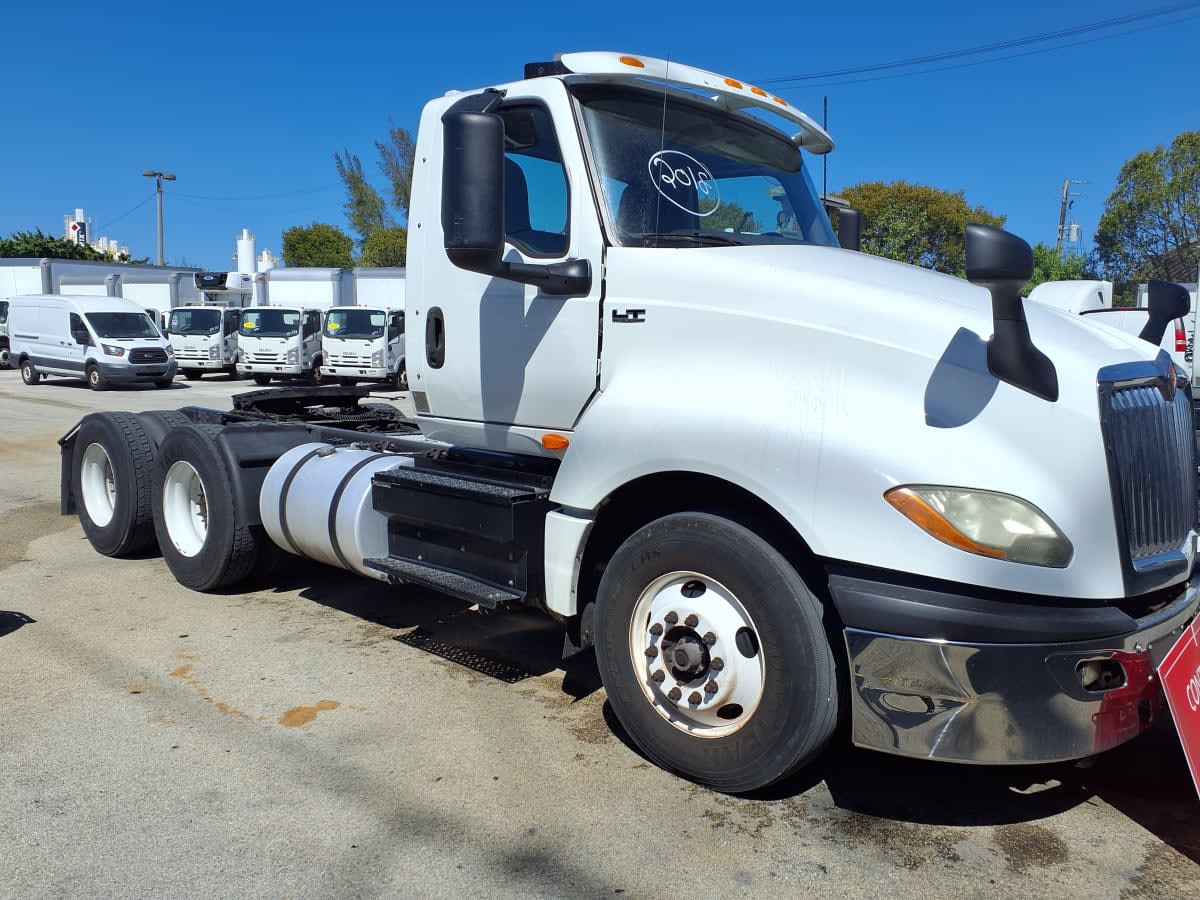 2018 Navistar International LT625 DAYCAB T/A 770684
