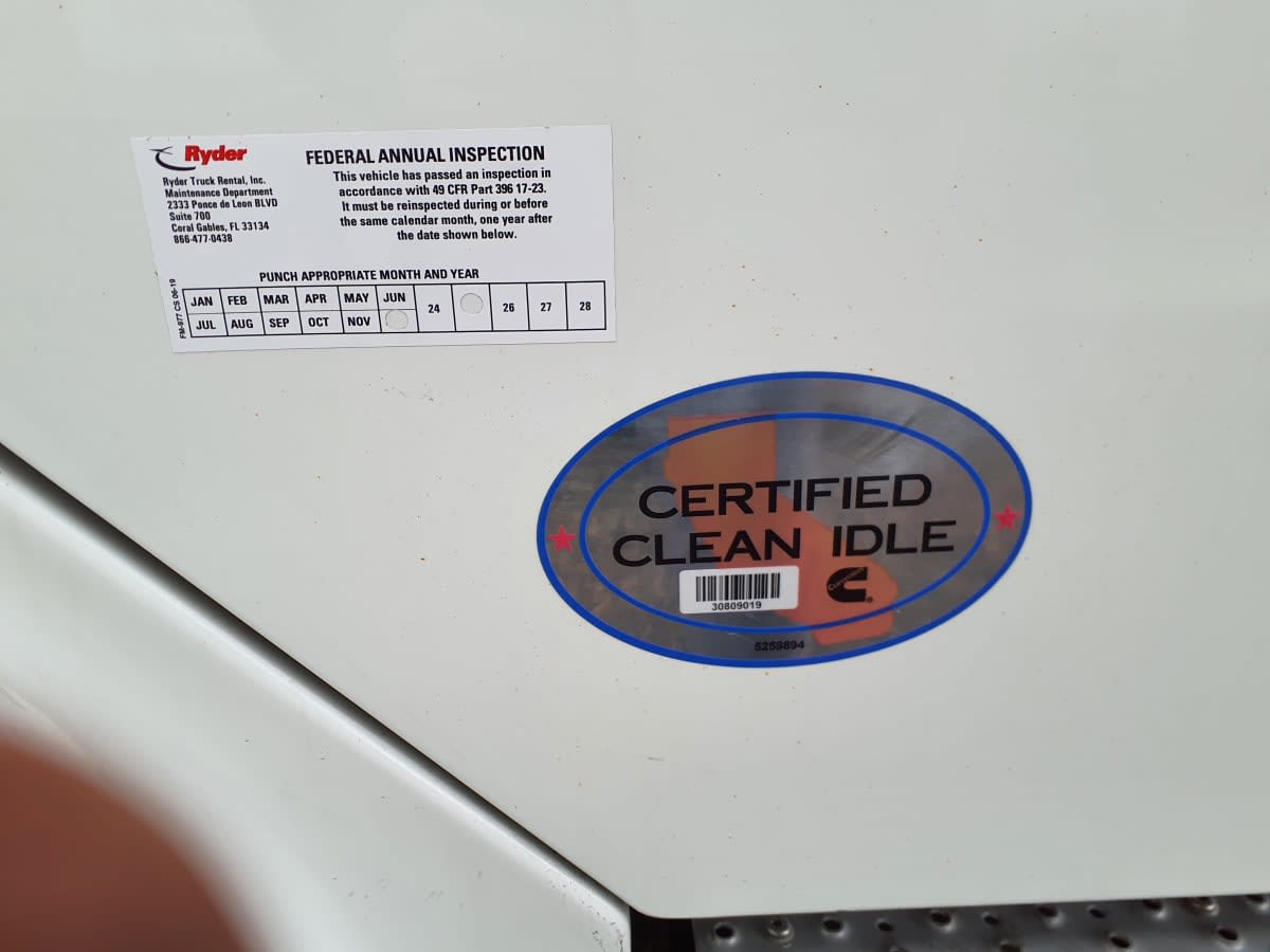 2018 Freightliner M2 106 - image 12