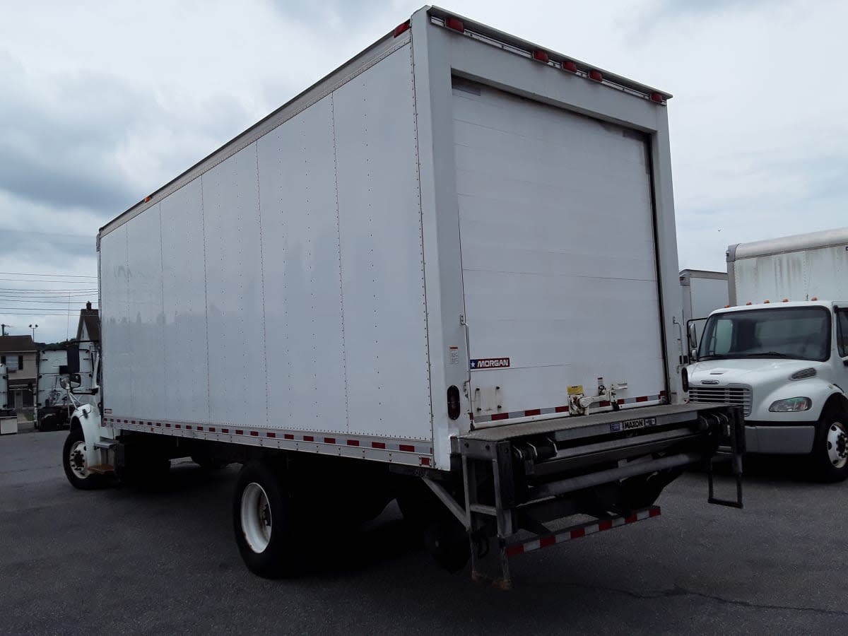 2018 Freightliner M2 106 in Allentown, PA — photo 6