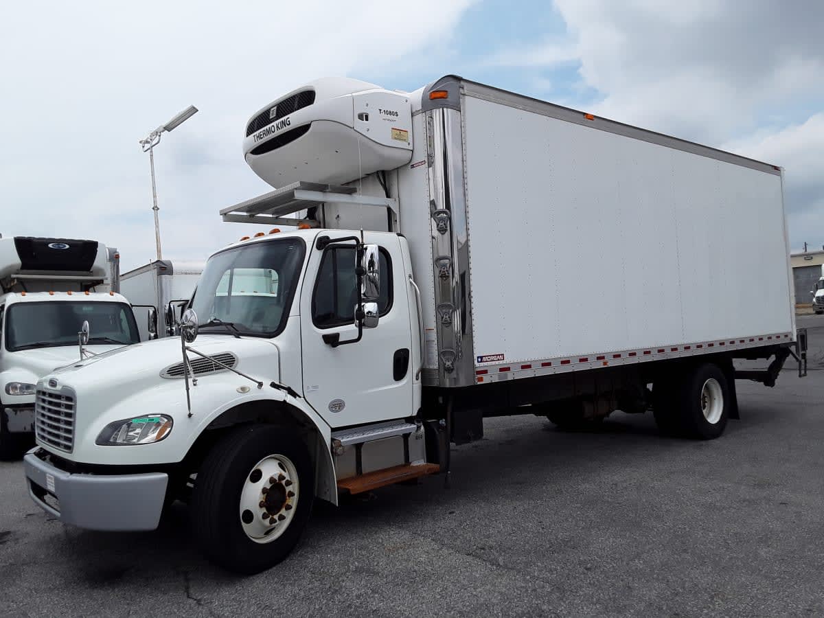 2018 Freightliner M2 106