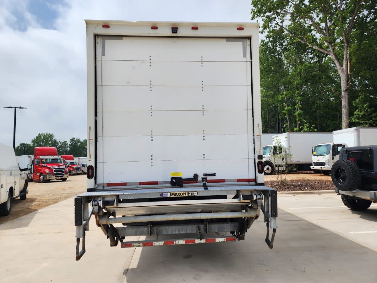 2018 Navistar International 4300 771228