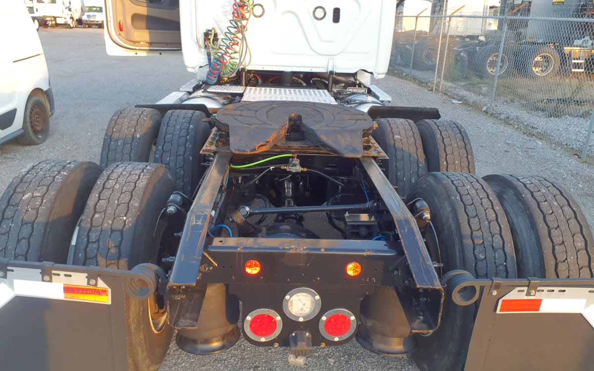 2018 Freightliner/Mercedes CASCADIA 125 771374